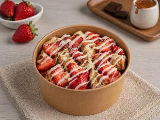 Beyaz Çikolata & Çilek Bowl görseli