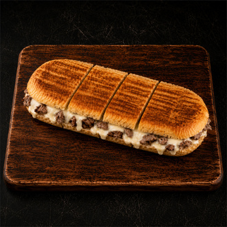 Yarım Ekmek Kavurmalı Kaşarlı Tost görseli