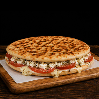 Domatesli Peynirli Bazlama Tost görseli