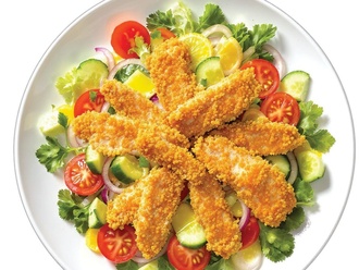 Çıtır Tavuk Salata görseli