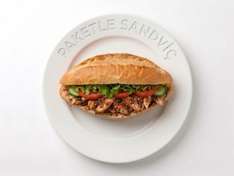 Baharatlı Tavuk Sandvich görseli