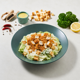Çıtır Tavuk Sezar Soslu Salata görseli