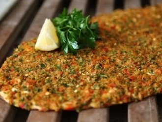 10 Adet Lahmacun & Ayran görseli