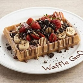 Oreo Parçacıklı Kare Waffle görseli
