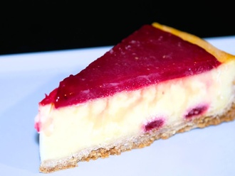 Frambuazlı Cheesecake (Dilim) görseli