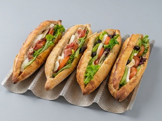 Cheddarlı Salamlı Sandviç görseli