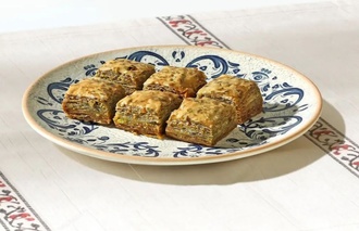 Fıstıklı Ev Baklavası (500Gr.) görseli