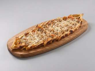 Kuşbaşı Kaşarlı Pide görseli