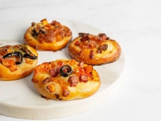 Sucuklu Pastane Pizzası görseli