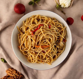 Güçlü Erman'ın Güçlü Noodle'ı (Sebzeli Noodle) görseli