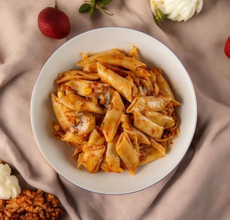 Tembel Horoz'un Napoliteni (Penne Napolitan) görseli