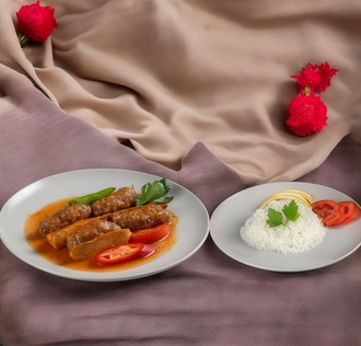 Hafize Ana Usulü İzmir Köfte & Pirinç Pilavı görseli