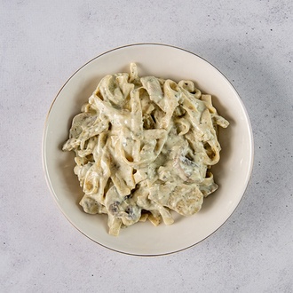Tagliatelle Fettucini Alfredo görseli