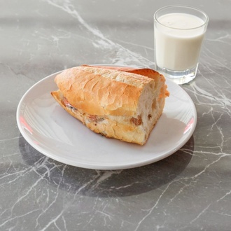 Yarım Ekmek Arası Kasap Köfte Menü 1 görseli