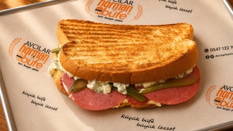Ayvalık Tost görseli