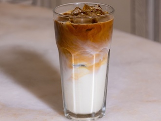 Iced Latte (14 Oz.) görseli