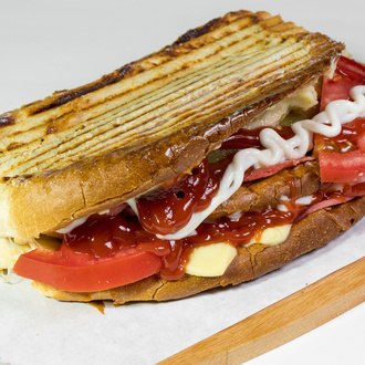 Ayvalık Tost (Garnitürlü) görseli