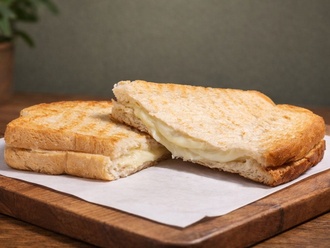 Klasik Kaşarlı Tost görseli