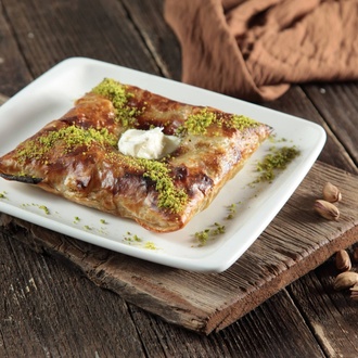 Tereyağlı Katmer görseli