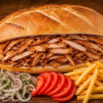 Kaşarlı Tavuk Döner Ekmek Yarım görseli