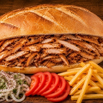 Tam Ekmek Arası Tavuk Döner görseli