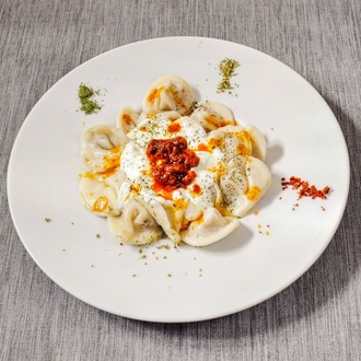 Soslu Özbek Mantısı görseli