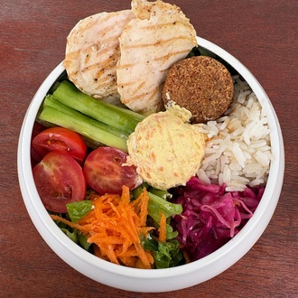 Tavuklu Falafelli Bowl görseli
