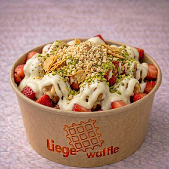 Kovada Waffle Beyaz Çikolata Çilekli görseli