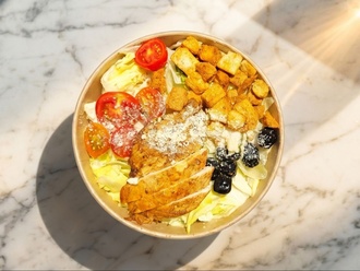 Sezar Tavuklu Bowl görseli