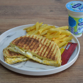 Yumurtacı Bazlama Tost Big Menü görseli