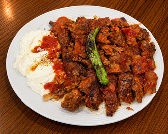 İskender Usulü Tavuk Kebabı görseli