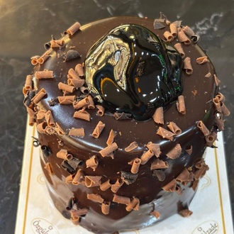 Çikolatalı Profiteröllü görseli
