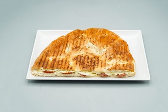 3/4 Pide Arası Karışık Tost görseli