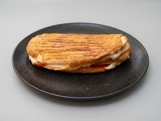 Akdeniz Tost görseli