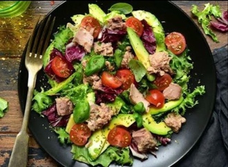 Ton Balıklı Yeşil Salata görseli