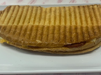 Sebzeli Tost görseli