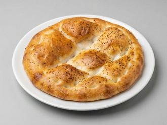 Çeyrek Pide Arasına 3 Peynirli Tost görseli