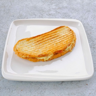 Beş Peynirli Tost görseli