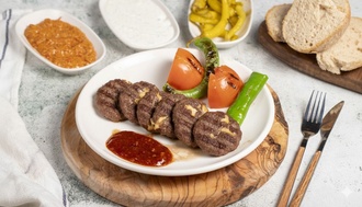 1.5 Porsiyon Kaşarlı Köfte görseli
