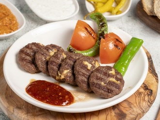 Kaşarlı Köfte görseli