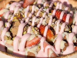 Frambuaz Bowl Waffle görseli