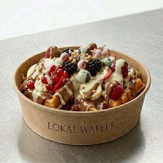 Orman Meyveli Bowl Waffle görseli