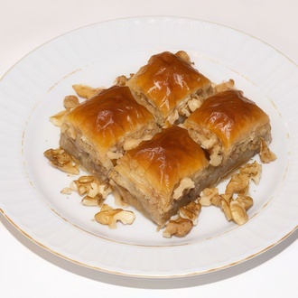 Cevizli Ev Baklavası (1 Kg.) görseli