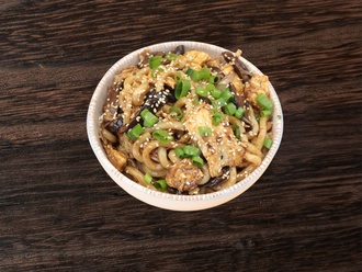 Tavuklu Udon (Kore Usulü) görseli
