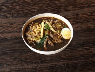 Dana Etli Sebzeli Ramen görseli