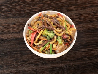 Dana Etli Sebzeli Udon görseli