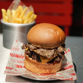 Monkeys Beef Burger görseli