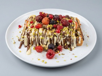 Orman Meyveli Waffle görseli