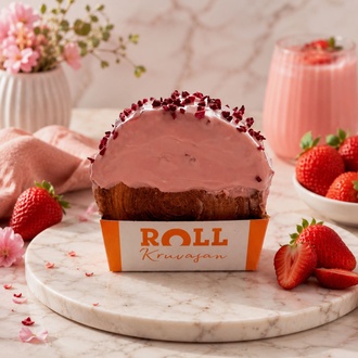 Çilekli Roll Kruvasan görseli