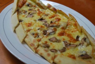 Mantarlı Pide görseli